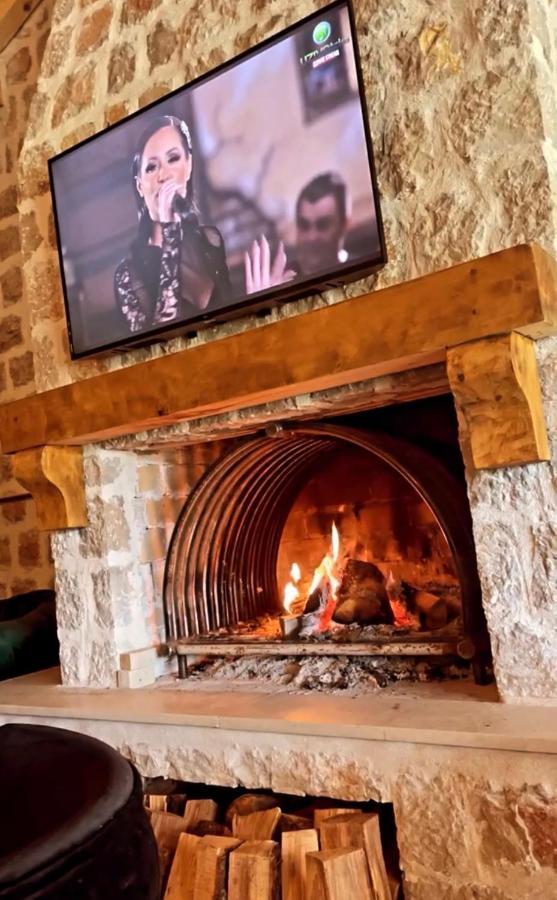 Etno Selo Montegoat Otel Nikšić Dış mekan fotoğraf
